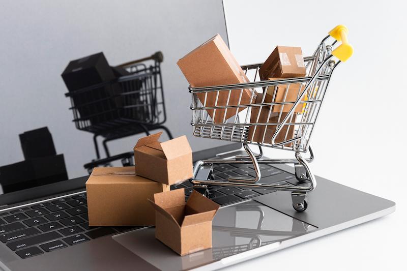 carrinhos de compras representam a black friday, uma das datas sazonais