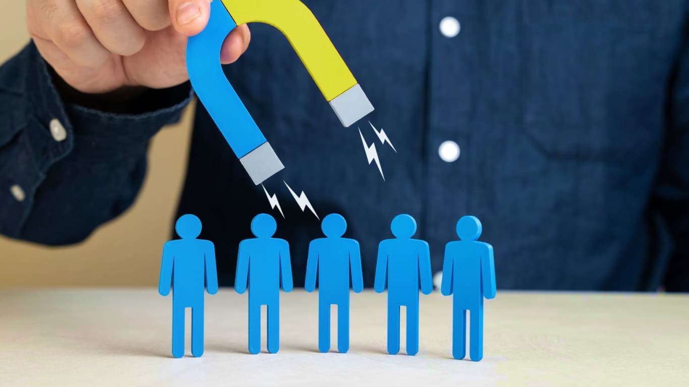 imagem ilustrativa da atração e retenção de clientes