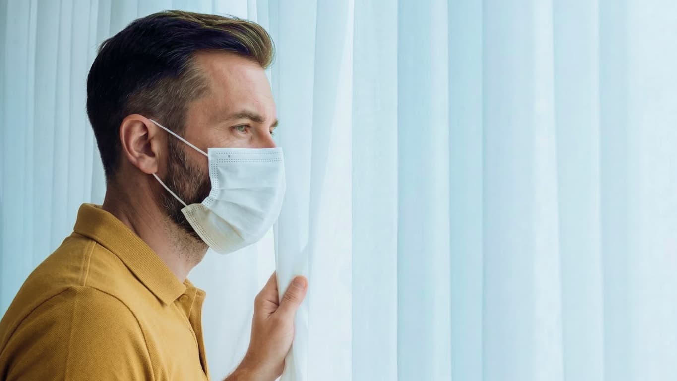 pessoa na quarentena